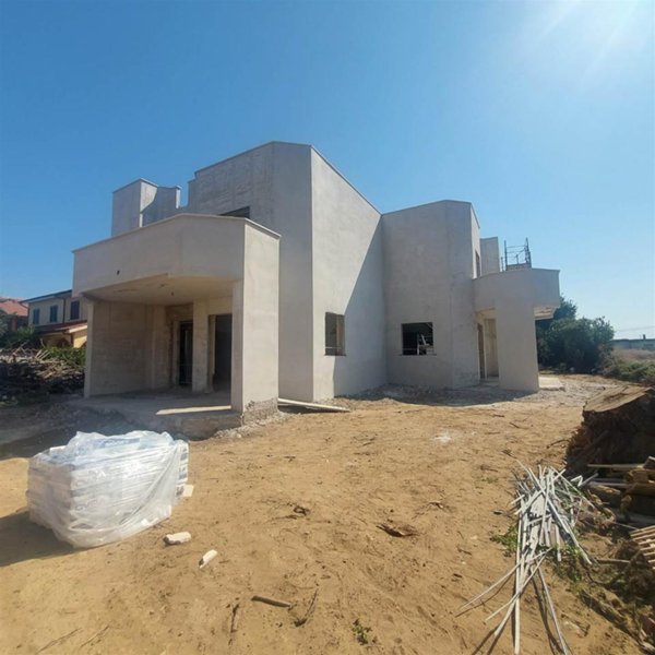 casa indipendente in vendita ad Anzio in zona Lido dei Pini