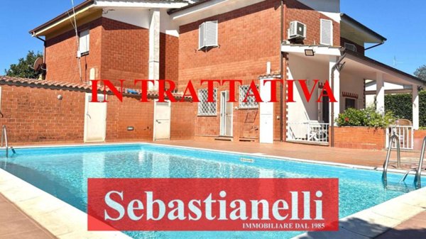 casa indipendente in vendita ad Anzio in zona Mare