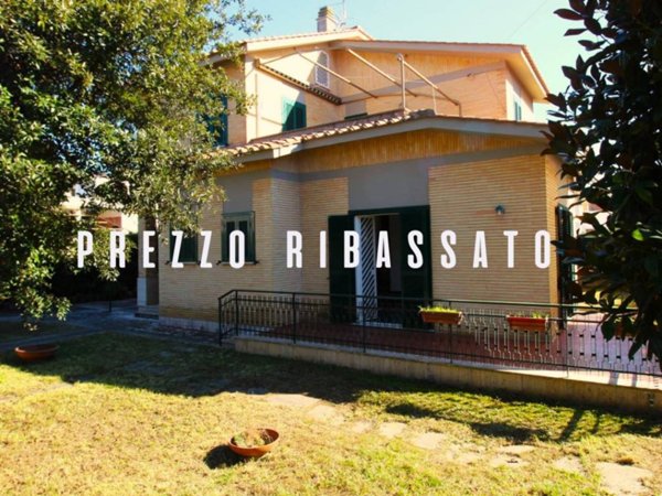 casa indipendente in vendita ad Anzio in zona Villa Claudia
