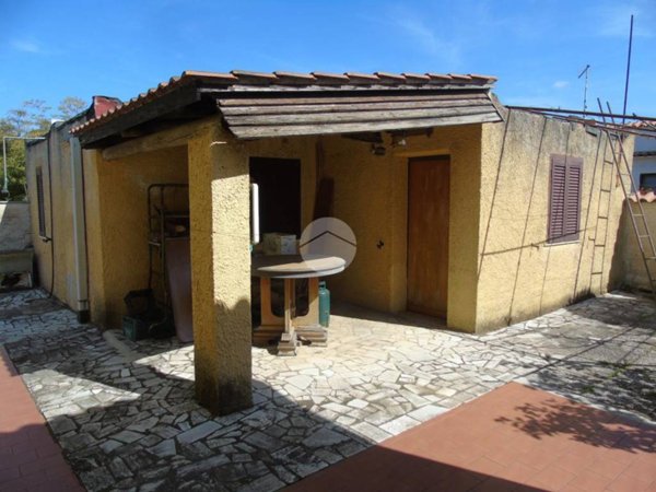 casa indipendente in vendita ad Anzio