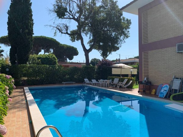 casa indipendente in vendita ad Anzio in zona Mare