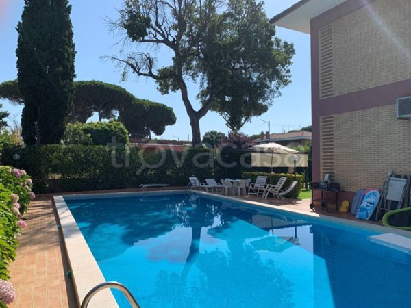 casa indipendente in vendita ad Anzio
