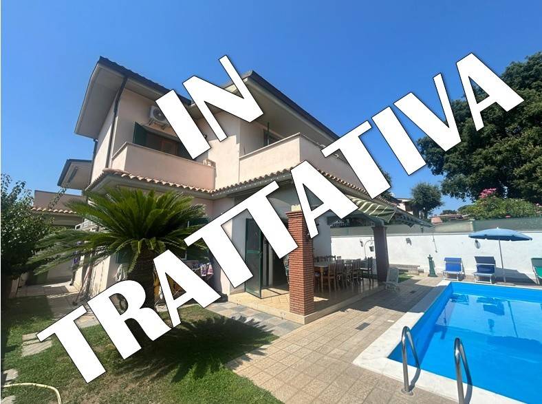 casa indipendente in vendita ad Anzio