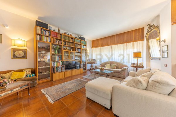 casa indipendente in vendita ad Anzio in zona Mare