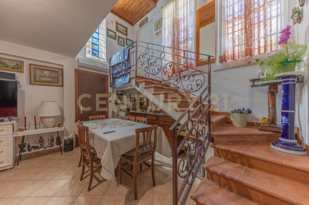 appartamento in vendita ad Anzio in zona Mare