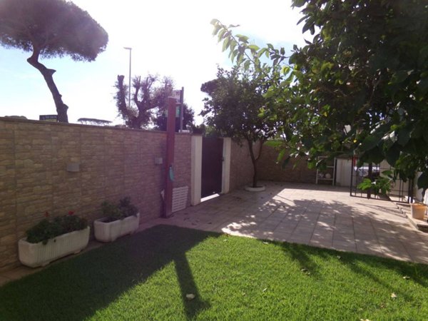 appartamento in vendita ad Anzio in zona Mare