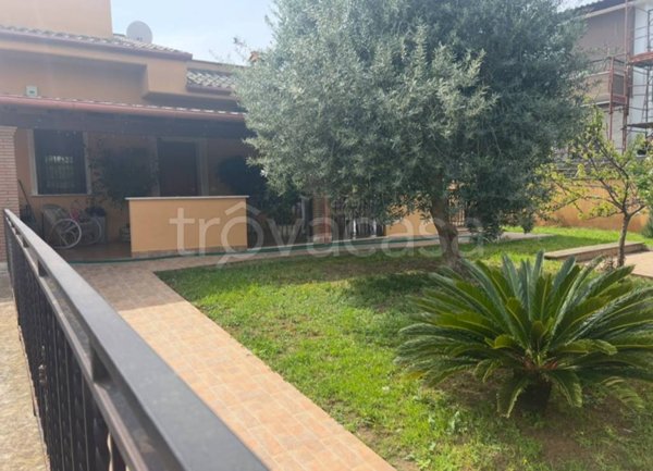 casa indipendente in vendita ad Anzio