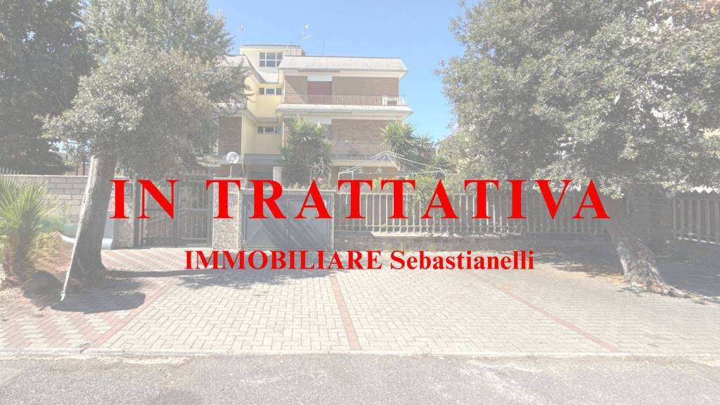 appartamento in vendita ad Anzio in zona Mare