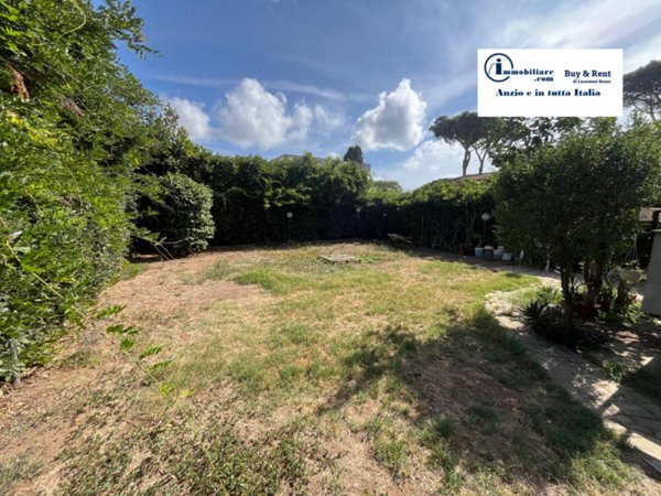 casa indipendente in vendita ad Anzio