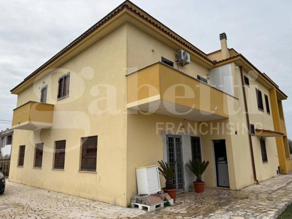 appartamento in vendita ad Anzio in zona Lido dei Pini