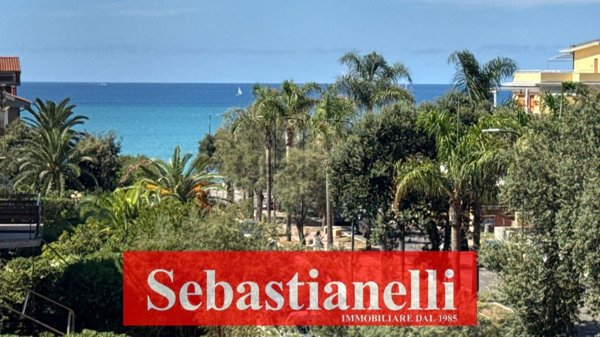 appartamento in vendita ad Anzio in zona Mare