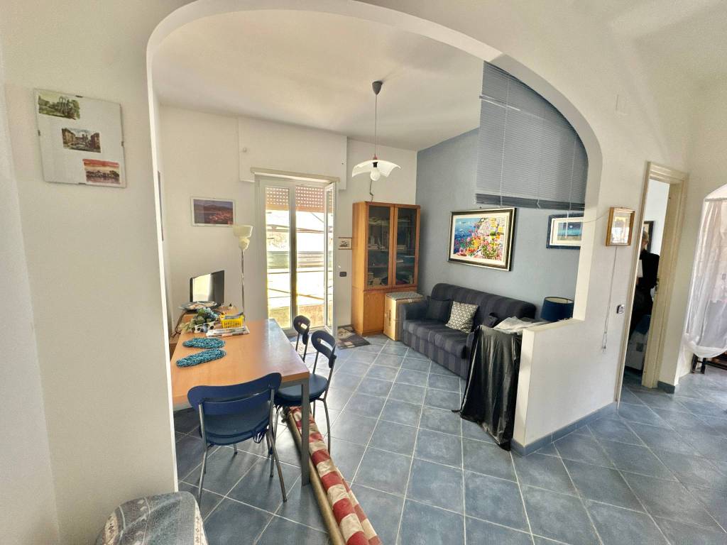 appartamento in vendita ad Anzio in zona Mare