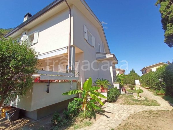 casa indipendente in vendita ad Anzio in zona Mare