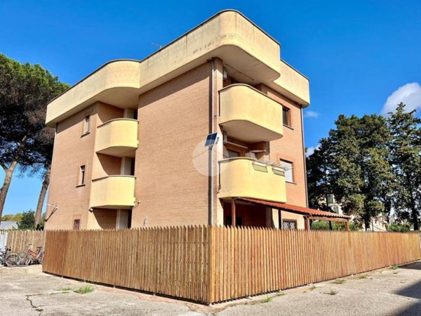 appartamento in vendita ad Anzio in zona Lido dei Pini