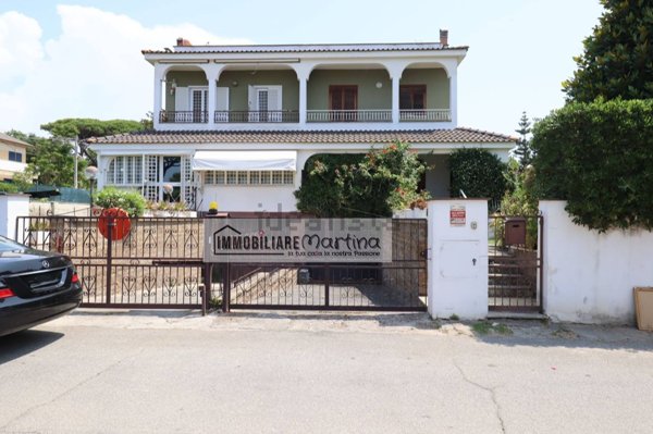 casa indipendente in vendita ad Anzio
