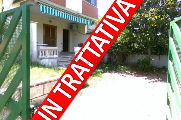 appartamento in vendita ad Anzio in zona Villa Claudia