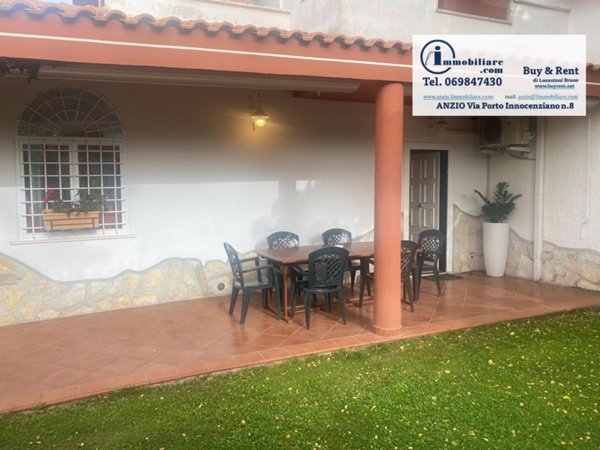 casa indipendente in vendita ad Anzio