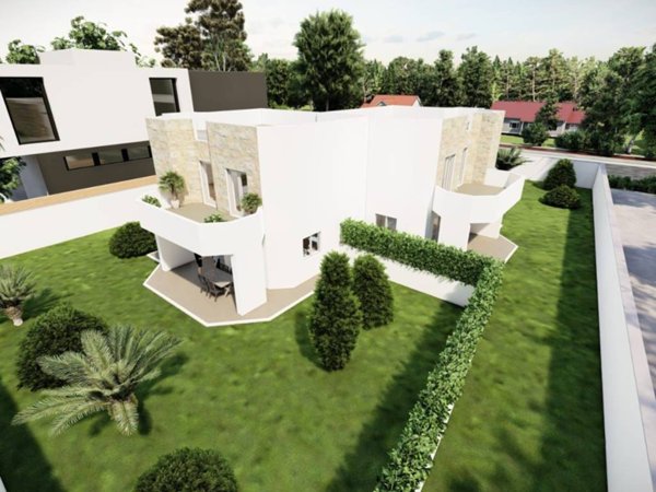 casa indipendente in vendita ad Anzio in zona Lido dei Pini
