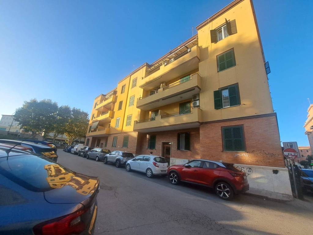 appartamento in vendita ad Anzio in zona Mare