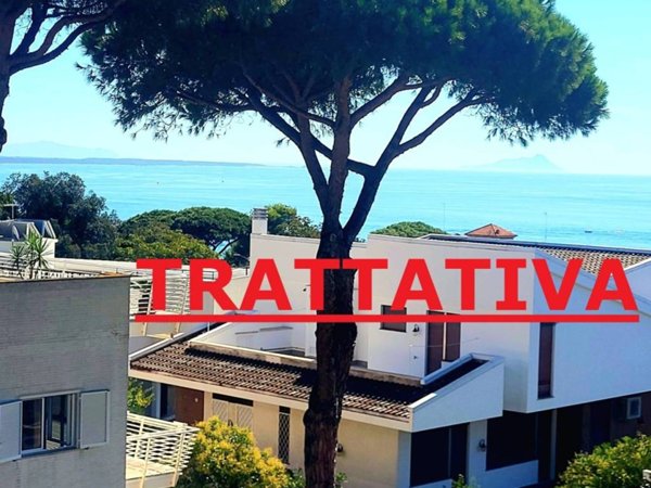 appartamento in vendita ad Anzio in zona Mare