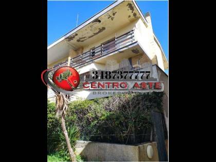 appartamento in vendita ad Anzio in zona Anzio Colonia