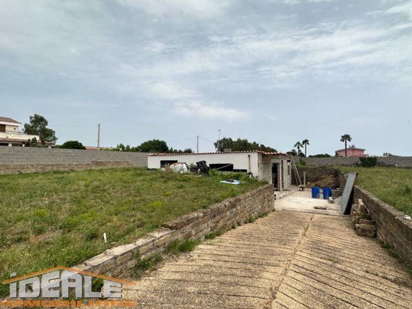 casa indipendente in vendita ad Anzio in zona Lido dei Pini