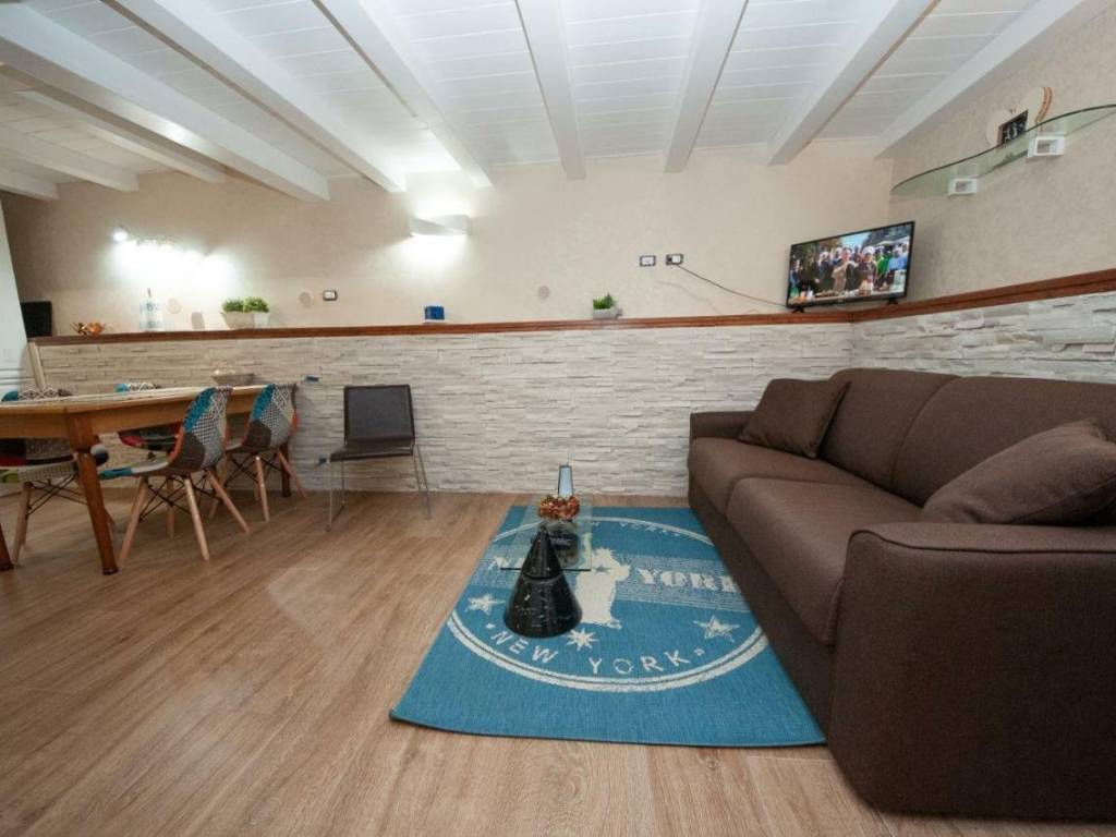 appartamento in vendita ad Anzio in zona Mare