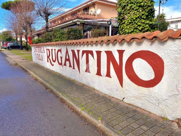 casa indipendente in vendita ad Anzio in zona Villa Claudia