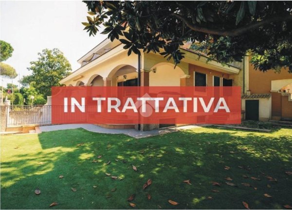 casa indipendente in vendita ad Anzio in zona Lido dei Pini