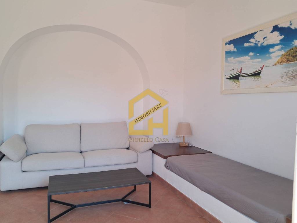 appartamento in vendita ad Anzio in zona Mare