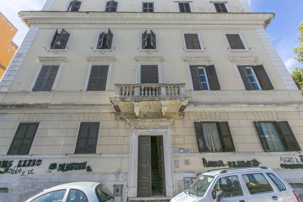 appartamento in vendita ad Anzio in zona Mare