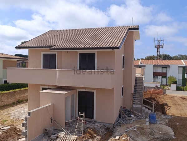 appartamento in vendita ad Anzio in zona Mare