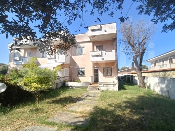 casa indipendente in vendita ad Anzio in zona Mare