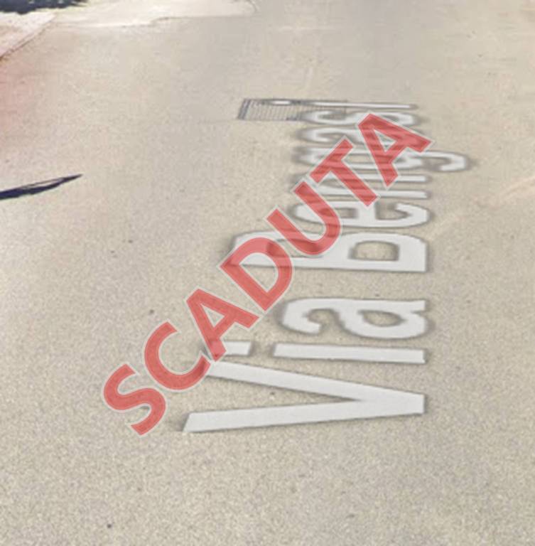 locale commerciale in vendita ad Anzio