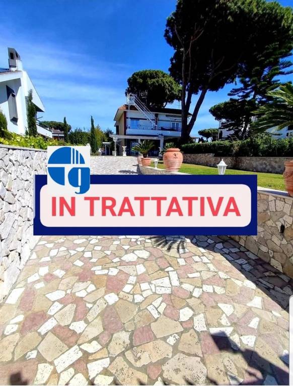 casa indipendente in vendita ad Anzio