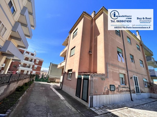 appartamento in vendita ad Anzio in zona Mare