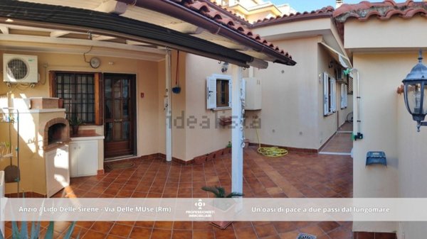 casa indipendente in vendita ad Anzio in zona Lido delle Sirene