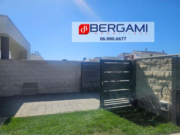 casa indipendente in vendita ad Anzio