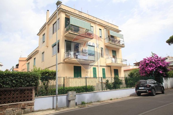 appartamento in vendita ad Anzio in zona Stazione