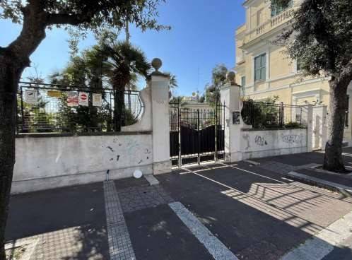 casa indipendente in vendita ad Anzio in zona Mare