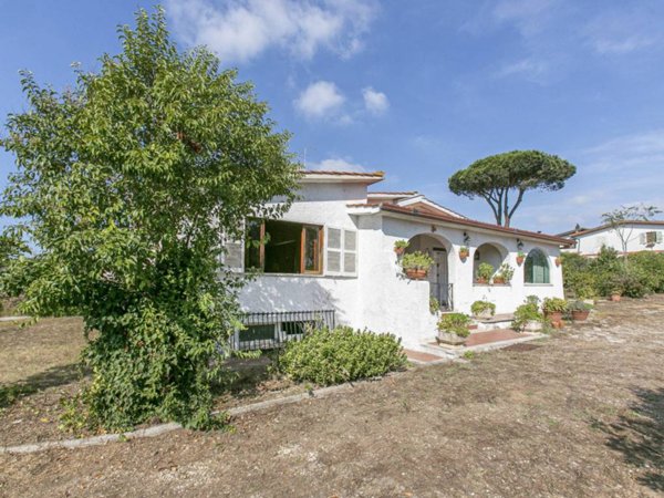 casa indipendente in vendita ad Anzio in zona Stazione