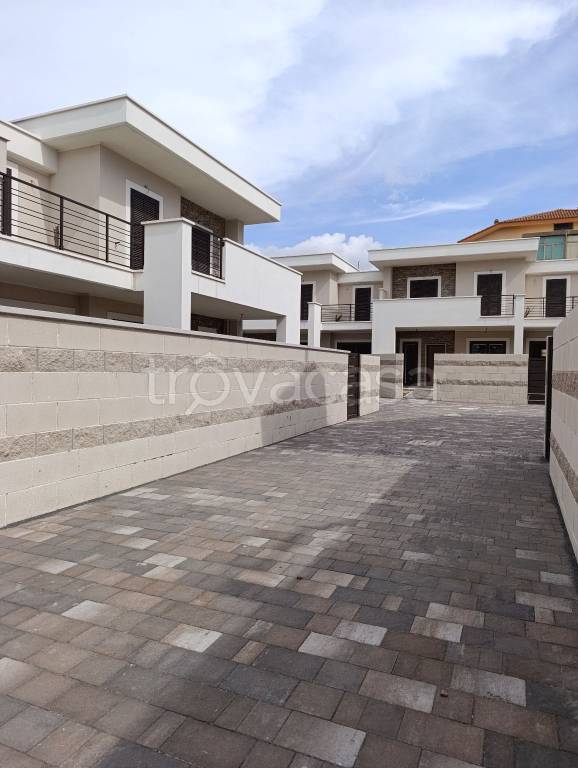 casa indipendente in vendita ad Anzio