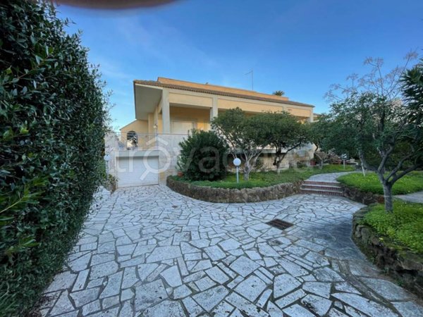 casa indipendente in vendita ad Anzio in zona Mare