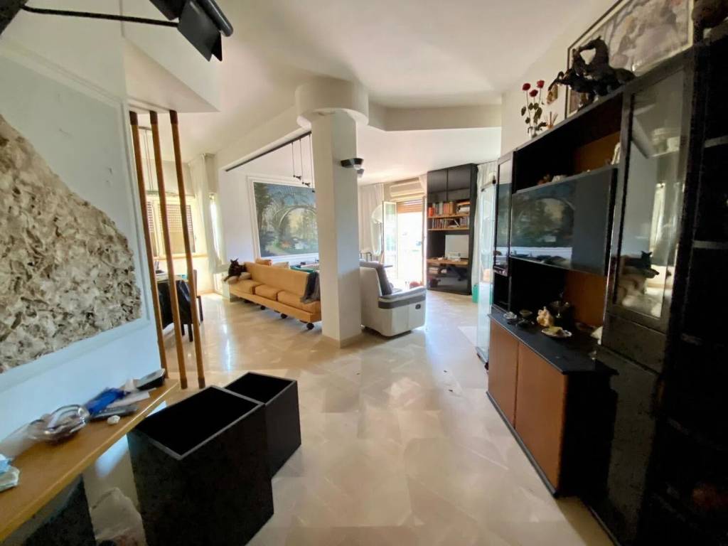 appartamento in vendita ad Anzio in zona Mare