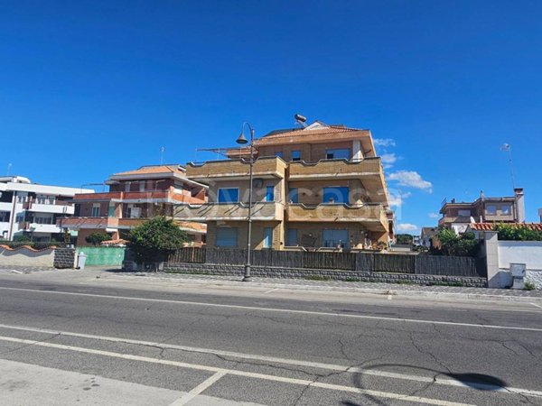 appartamento in vendita ad Anzio in zona Marechiaro