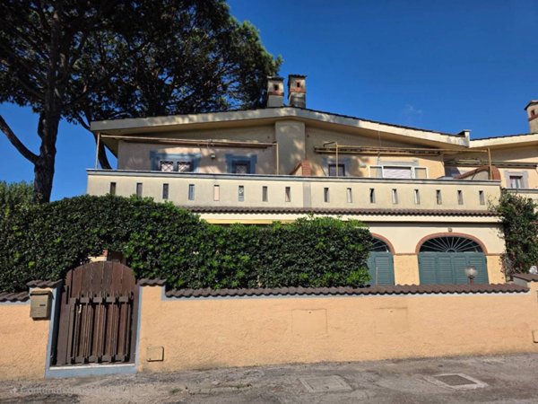 casa indipendente in vendita ad Anzio in zona Mare