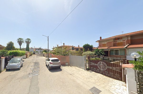 casa indipendente in vendita ad Anzio