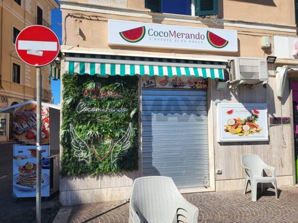 negozio in vendita ad Anzio