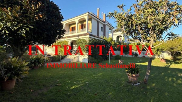 casa indipendente in vendita ad Anzio in zona Mare