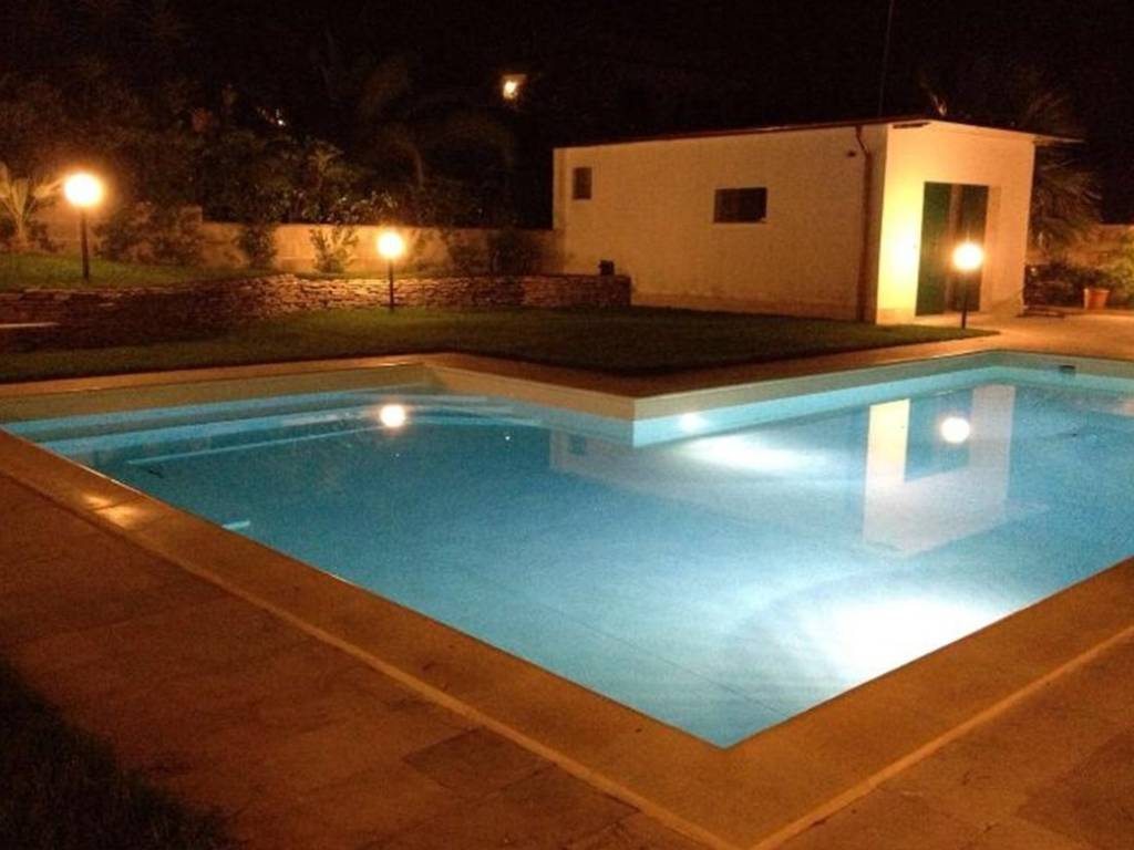 casa indipendente in vendita ad Anzio in zona Mare
